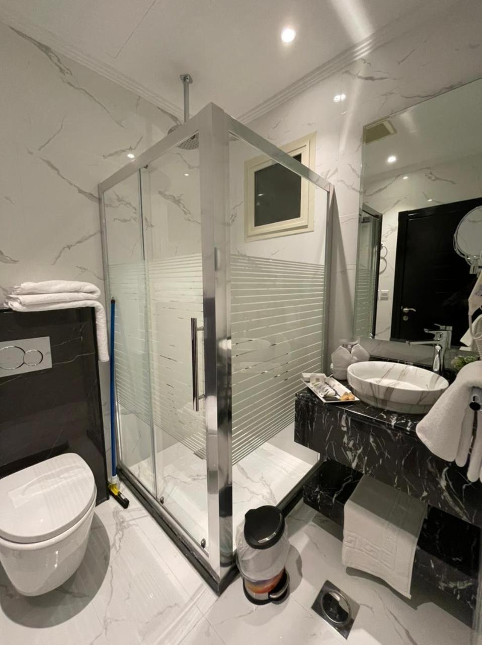 Private Oasis: Modern Self-check-in Apartment Riyadh